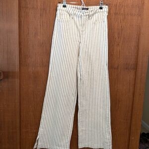 NWOT NYDJ Cream and Navy Striped Denim Split Ankle Wide Leg Pants
